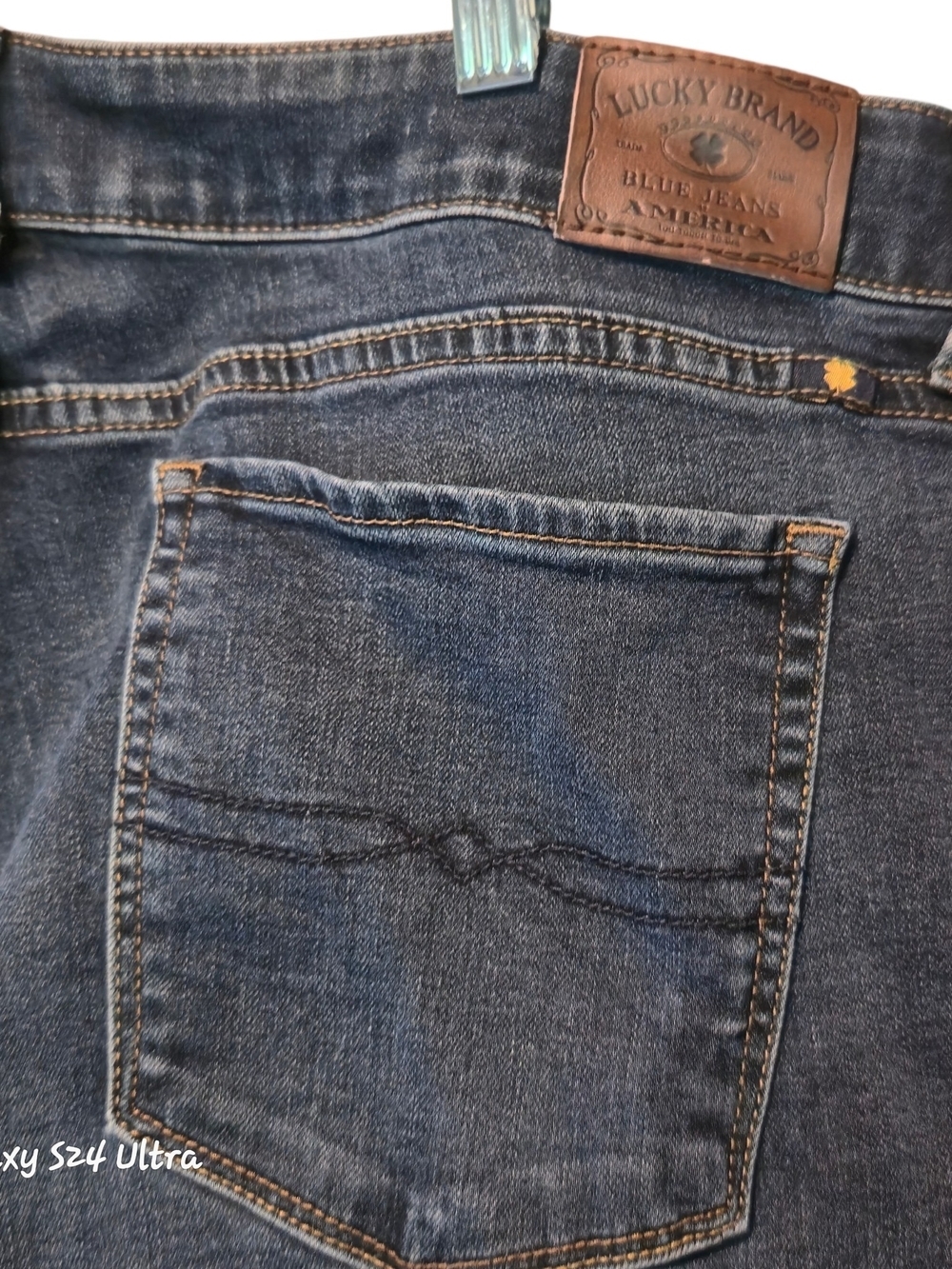 Lucky Brand Dark Wash Skinny Jeans - Picture 4 of 6